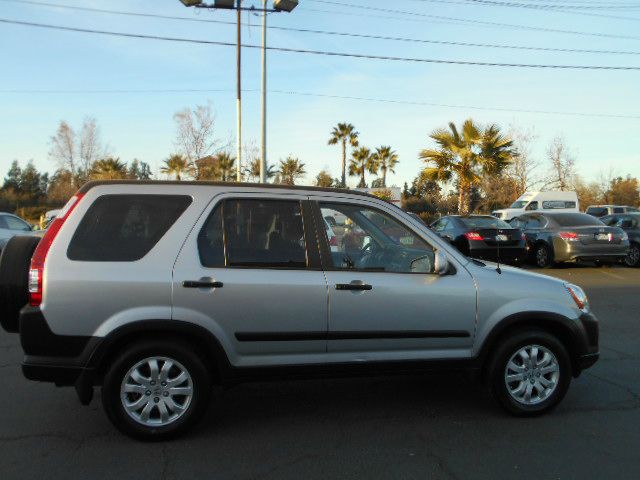 2005 Honda CR-V Challenger