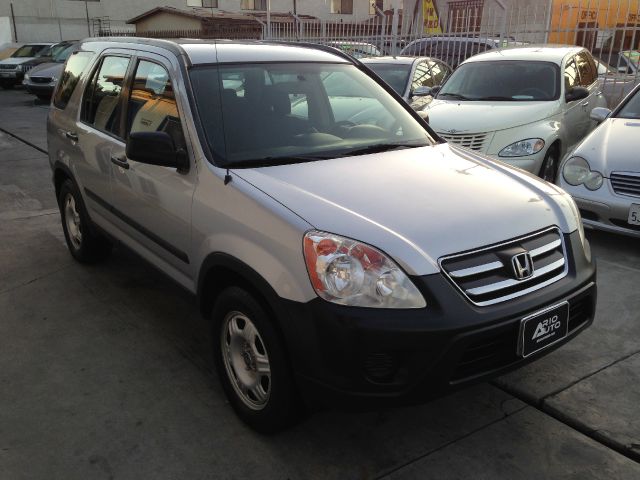 2005 Honda CR-V LS Truck