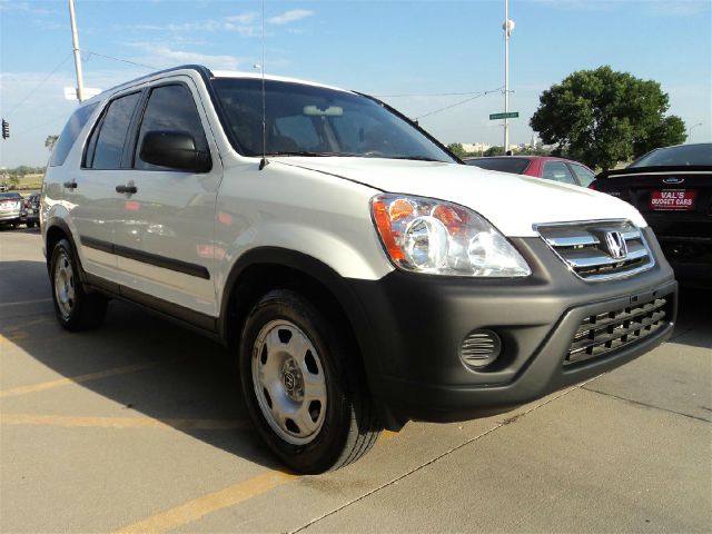 2005 Honda CR-V Elk Conversion Van