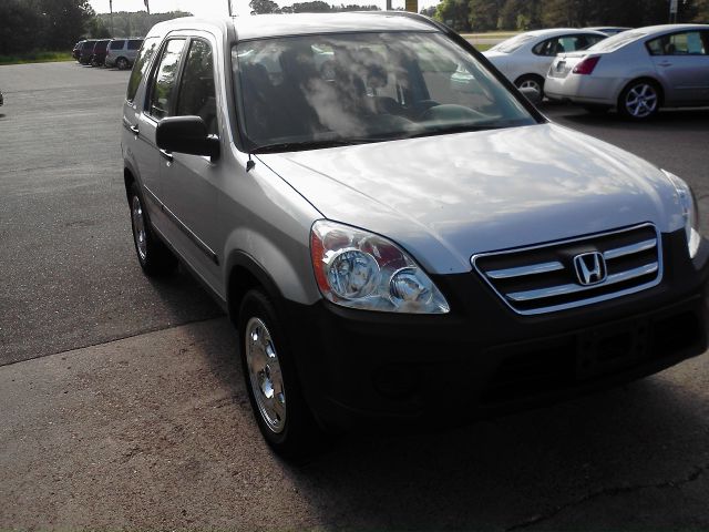 2005 Honda CR-V LS Truck