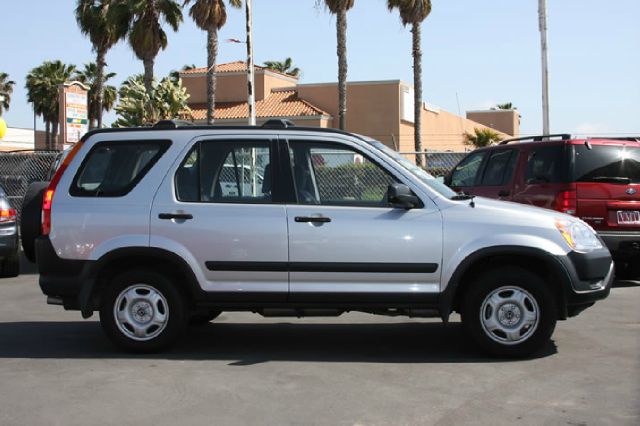 2005 Honda CR-V LS Truck