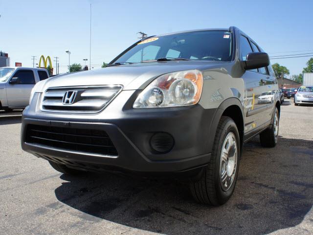 2005 Honda CR-V Elk Conversion Van