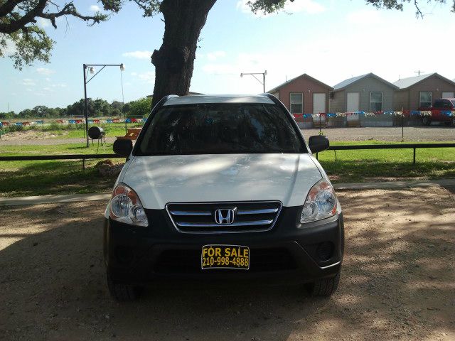 2005 Honda CR-V LS Truck