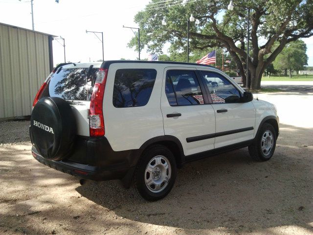 2005 Honda CR-V LS Truck