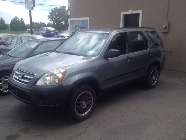 2006 Honda CR-V LS Truck