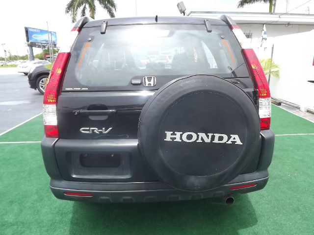 2006 Honda CR-V LS Truck