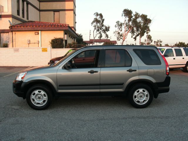 2006 Honda CR-V Elk Conversion Van