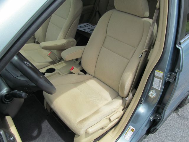 2010 Honda CR-V SXT Mini-van, Passenger FWD