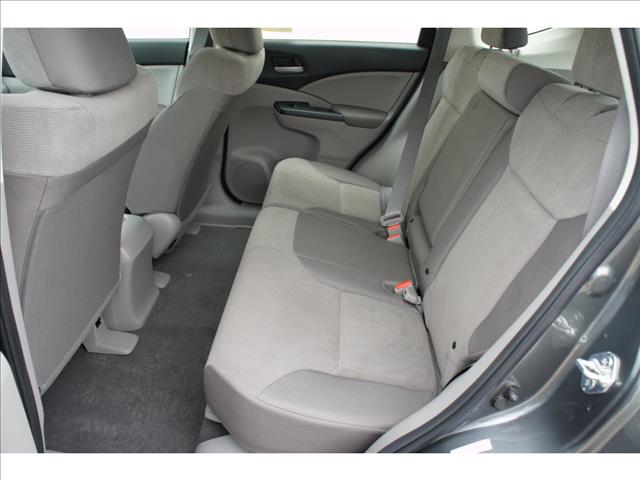 2013 Honda CR-V Touring W 6 Disc