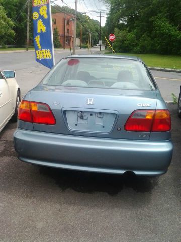 2000 Honda Civic ZQ8 LS