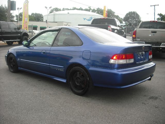 2000 Honda Civic LT 2