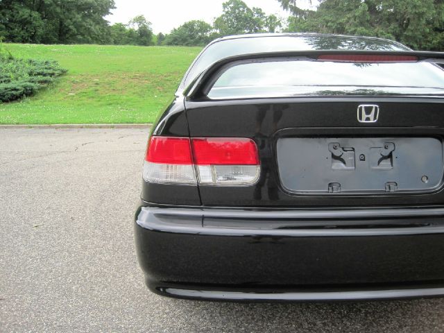 2000 Honda Civic LT 2