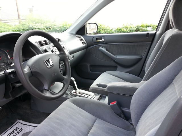 2004 Honda Civic 2dr Reg Cab 120.5 WB