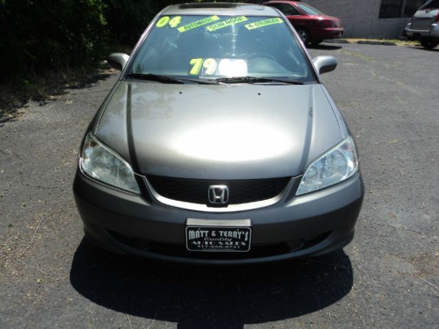 2004 Honda Civic 2dr Reg Cab 120.5 WB