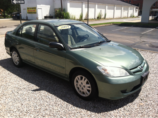 2004 Honda Civic 2dr Reg Cab 120.5 WB