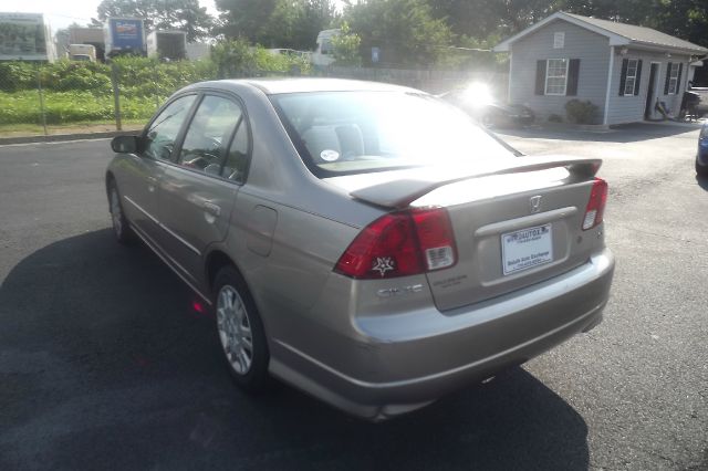 2004 Honda Civic 2dr Reg Cab 120.5 WB