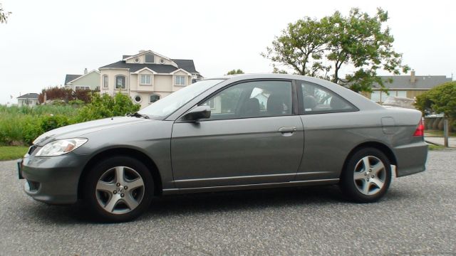 2004 Honda Civic 2dr Reg Cab 120.5 WB