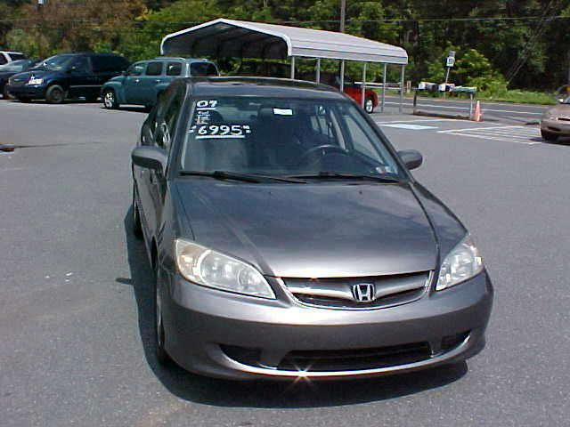 2004 Honda Civic ZQ8 LS