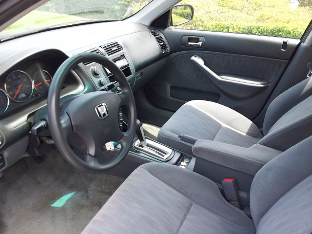 2005 Honda Civic 2dr Reg Cab 120.5 WB