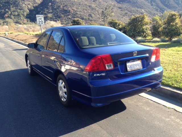 2005 Honda Civic XC 4X4 SLE