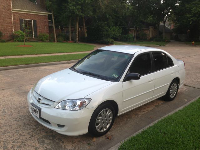 2005 Honda Civic 2dr Reg Cab 120.5 WB