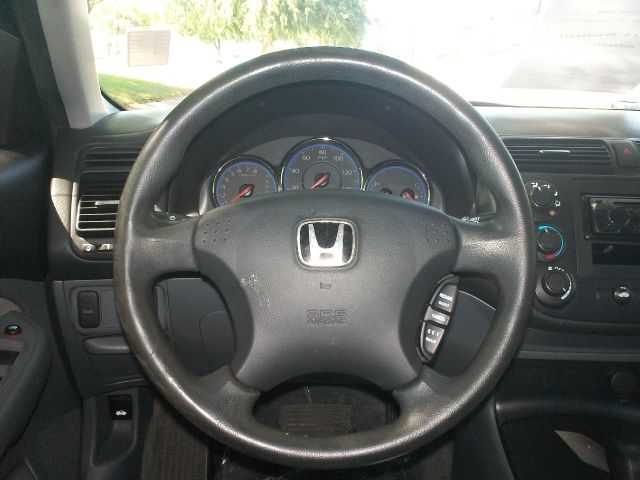 2005 Honda Civic 2dr Reg Cab 120.5 WB