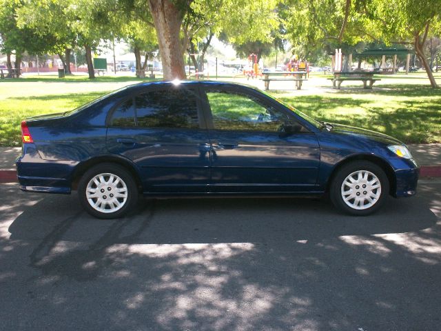 2005 Honda Civic 2dr Reg Cab 120.5 WB