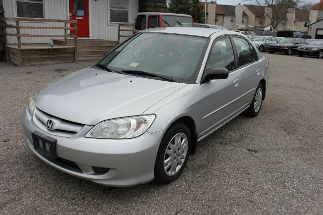 2005 Honda Civic 2dr Reg Cab 120.5 WB