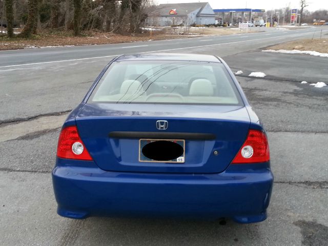 2005 Honda Civic V8 Luxury