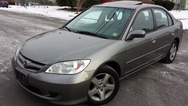 2005 Honda Civic ZQ8 LS