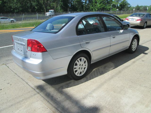 2005 Honda Civic 2dr Reg Cab 120.5 WB