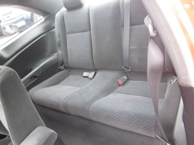 2005 Honda Civic 3500 Reg. Cab 8-ft. Bed D