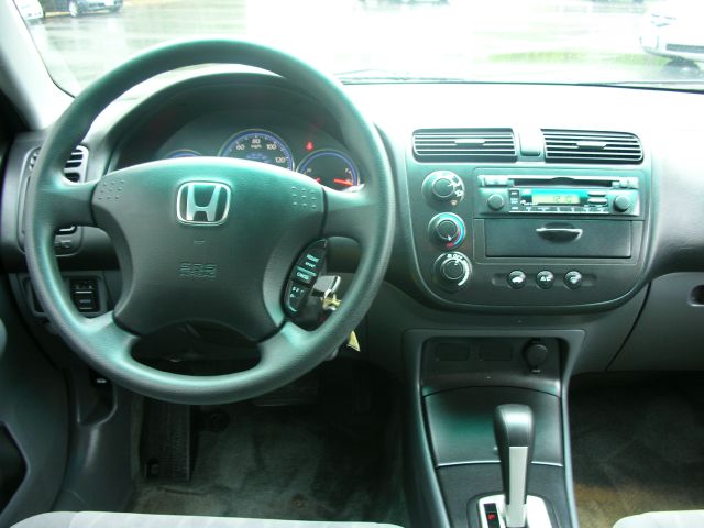 2005 Honda Civic 2dr Reg Cab 120.5 WB