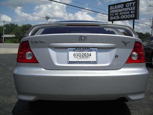 2005 Honda Civic 1500 CREW CAB 1