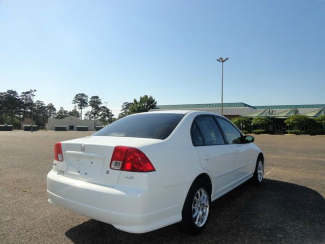 2005 Honda Civic 2dr Reg Cab 120.5 WB