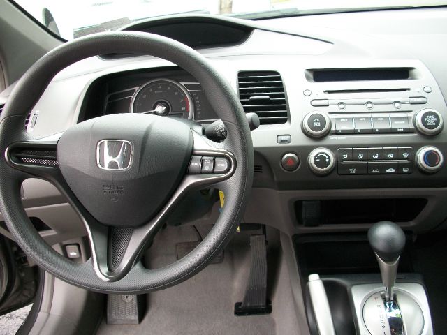 2006 Honda Civic 2dr Reg Cab 120.5 WB