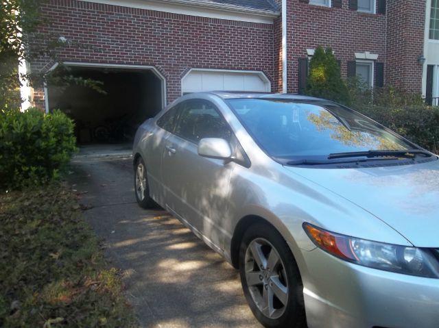 2006 Honda Civic 2dr Reg Cab 120.5 WB