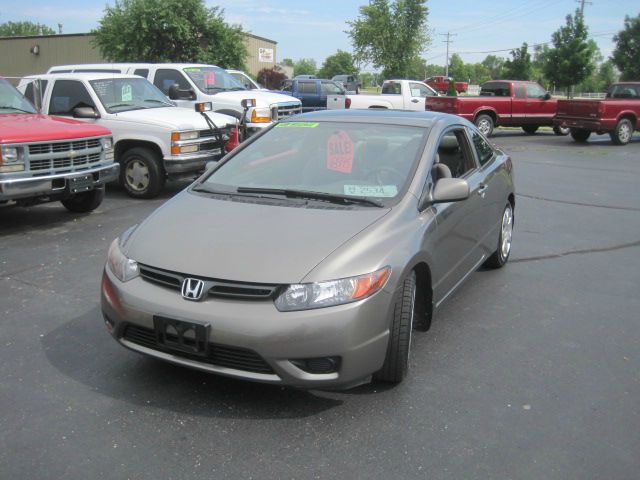 2006 Honda Civic 2dr Reg Cab 120.5 WB