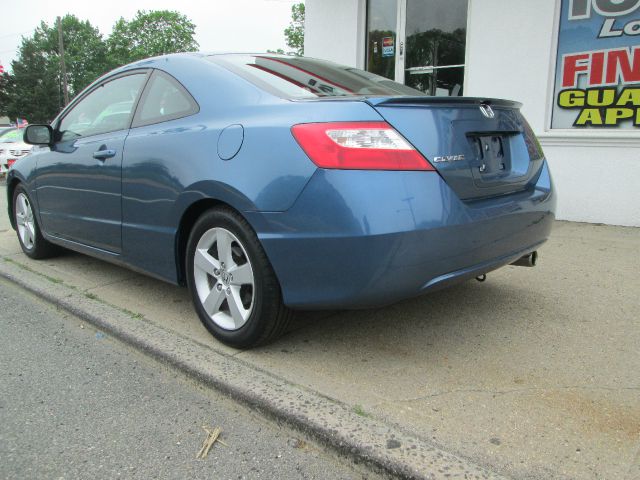 2006 Honda Civic 2dr Reg Cab 120.5 WB