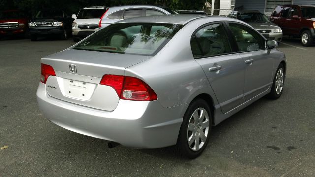 2006 Honda Civic 2dr Reg Cab 120.5 WB