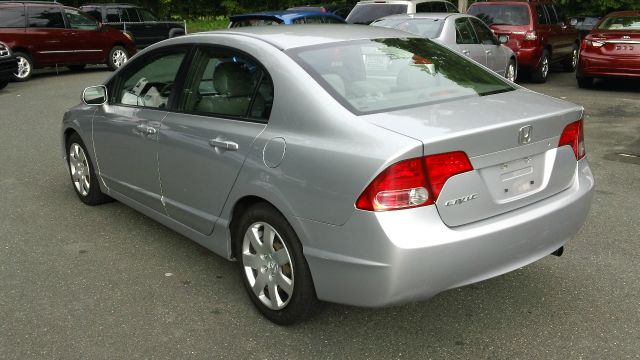 2006 Honda Civic 2dr Reg Cab 120.5 WB