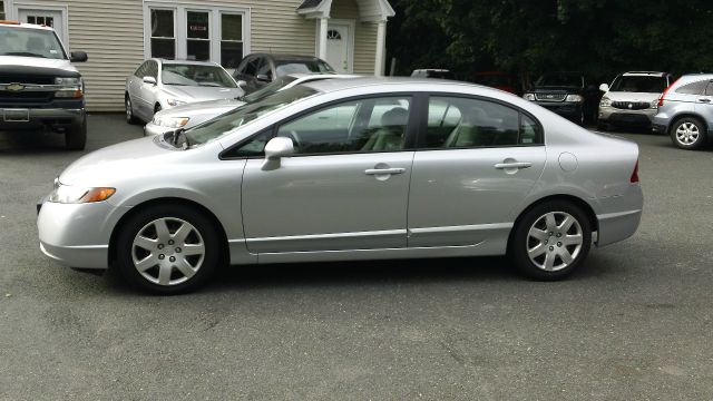 2006 Honda Civic 2dr Reg Cab 120.5 WB