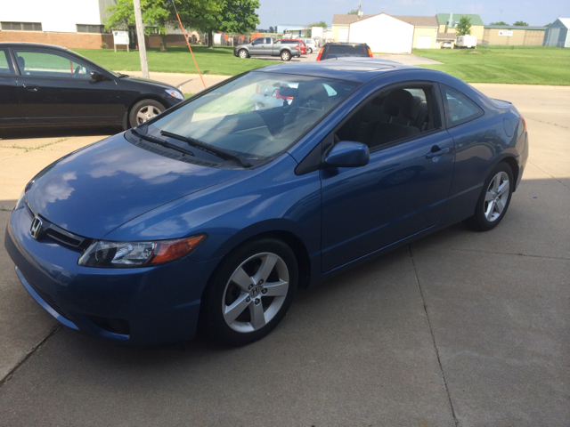 2006 Honda Civic 2dr Reg Cab 120.5 WB