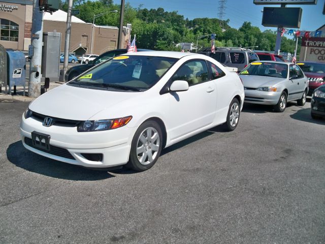 2007 Honda Civic 2dr Reg Cab 120.5 WB