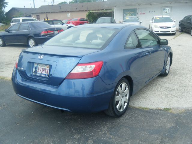 2007 Honda Civic 2dr Reg Cab 120.5 WB