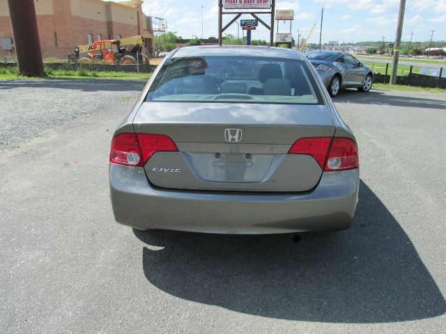 2007 Honda Civic 2dr Reg Cab 120.5 WB