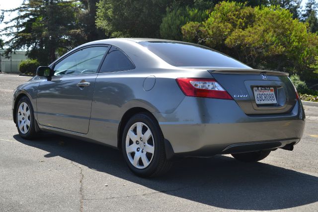 2007 Honda Civic 2dr Reg Cab 120.5 WB