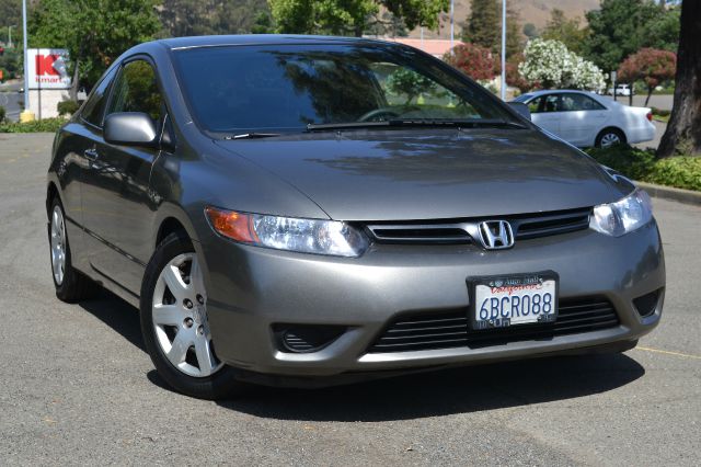 2007 Honda Civic 2dr Reg Cab 120.5 WB