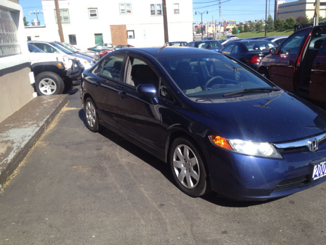 2007 Honda Civic 2dr Reg Cab 120.5 WB