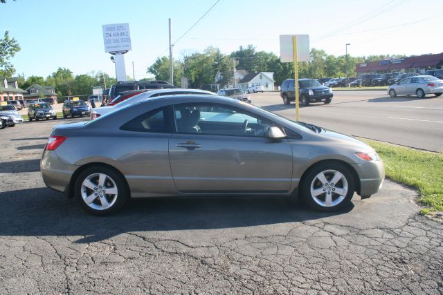 2007 Honda Civic 2dr Reg Cab 120.5 WB